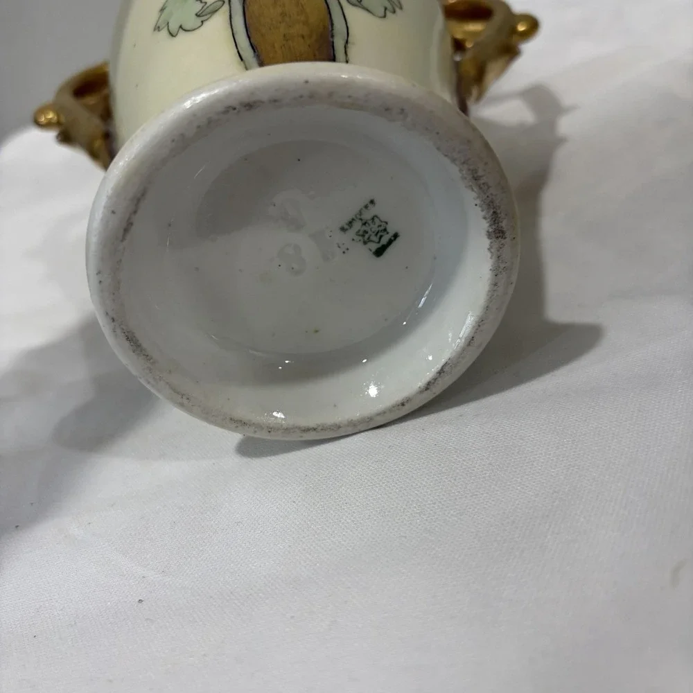 Limoges Vase Hand Painted Floral‎ Daisies Gold Gilded Trim Vintage 8